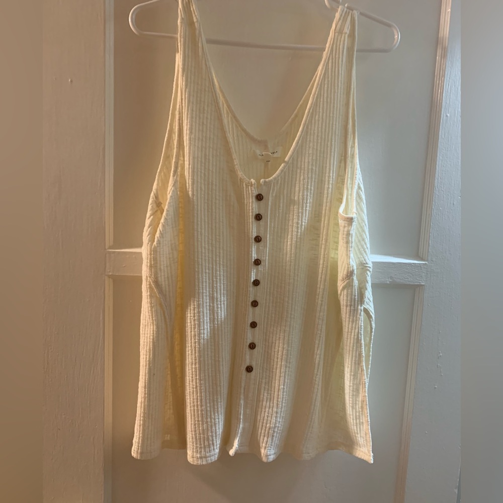 Cream tank